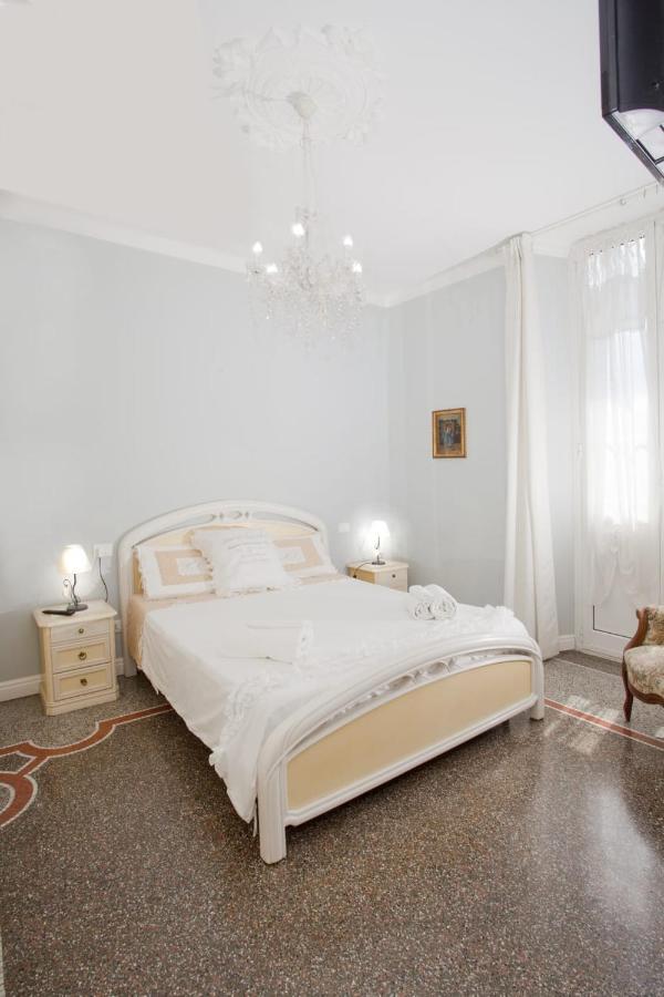 B&B Elisir Albenga Exterior photo